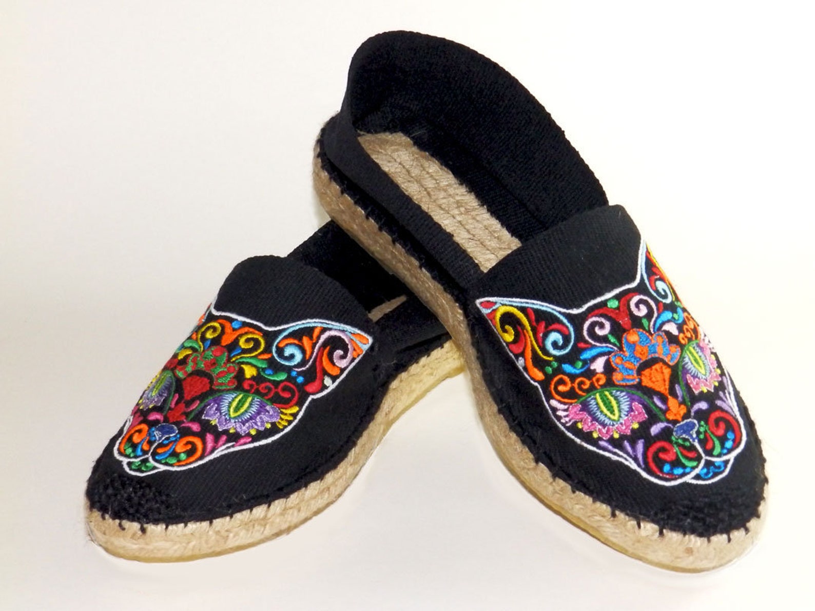 Black Embroidered Espadrilles. Mexican Cat. Organic Cotton. - Etsy
