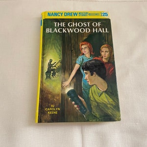 SALE***Vintage Nancy Drew Mystery The Ghost of Blackwood Hall Book 1970s
