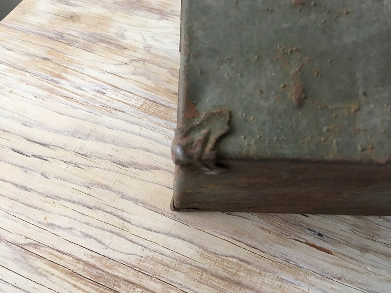 BIG SALE****Vintage Metal Old Rusty Toolbox