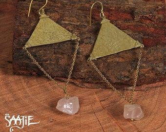 Rose quartz or lapis lazuli gold triangle earrings, hammered raw crystal dangle earrings, geometric jewlery gift for her