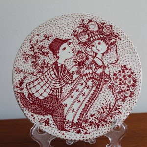Nymolle &quot;JUNE&quot; Plate by Bjorn Winnblad