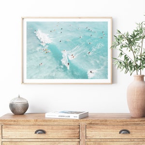 Flygbild av surfare på stranden, bohemisk kustväggkonst (digital nedladdning) bild 2
