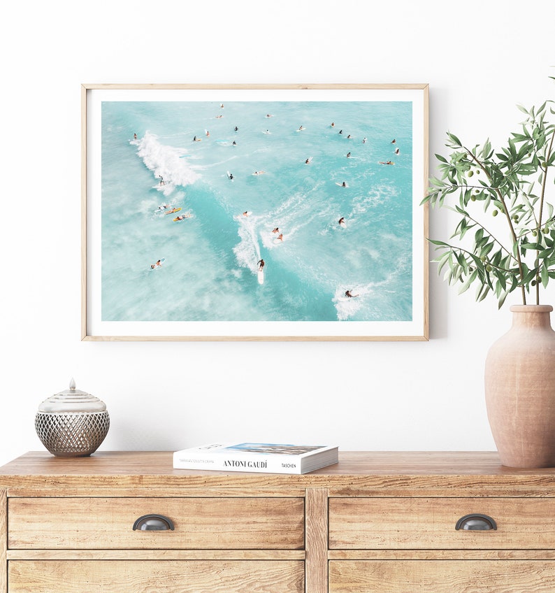 Flygbild av surfare på stranden, bohemisk kustväggkonst (digital nedladdning) bild 2