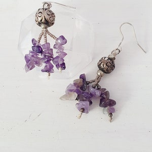 Amethyst gemstone chip vintage dangle earrings