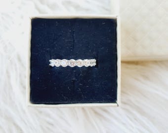 Sterling silver clear gemstone band ring