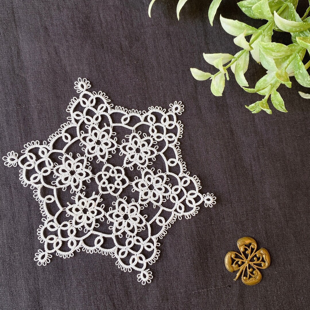 タティングレース 小花のドイリーパターン（編み図）PDFファイルの