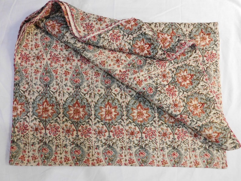 Vintage Kantha Quilt Indian Kantha Quilt Kantha Bedcover Cotton Blanket Gudari image 6
