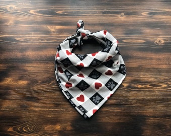 paw print bandana