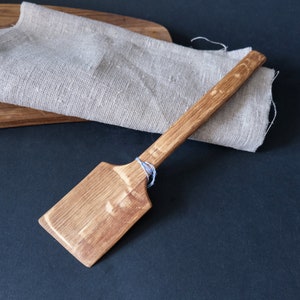 Wooden spatula, mid size oak wooden spatula, great for non stick and cast iron pans, handmade spatula, random spatula, long spatula