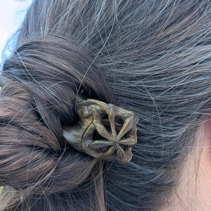 Hand-carved lignum vitae hair fork with chestnut leaf design, botanical green tone, fine hair accessory, verawood, bun with hair fork, fine hair
