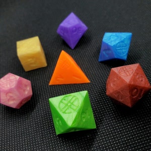Squishy Dice - Silicone 7pc. Dice set (Metallic Rainbow)