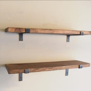 Solid Pine Floating Shelf: Heavy Duty Steel Brackets, Modern Farmhouse Decor