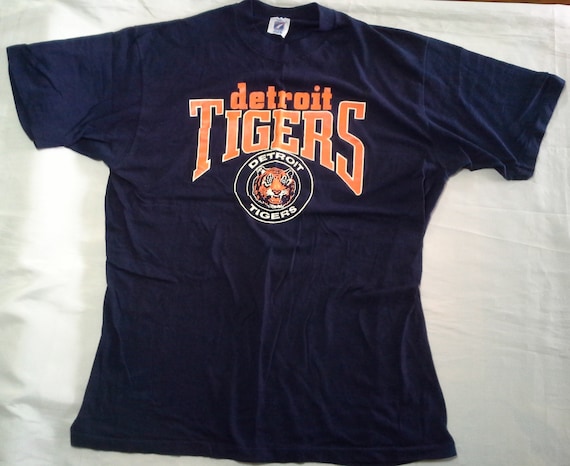 retro detroit tigers shirt