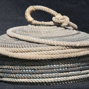 Tortilla Warmer Basket With Lid, 12&quot; x 6&quot; inch made with used cowboy nylon ropes, western rope art, southwest decor, kitchen basket