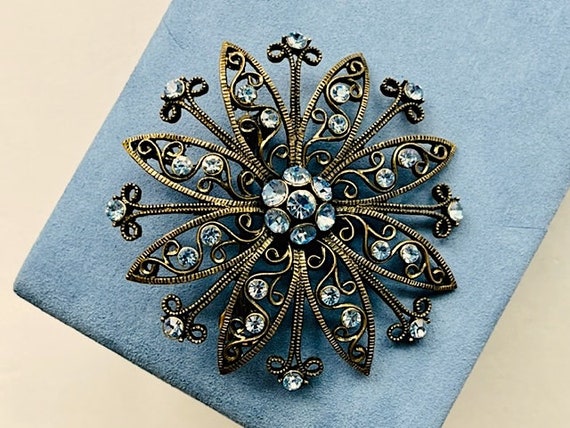 Outstanding Filigree Vintage Brooch and Pendant. - image 1