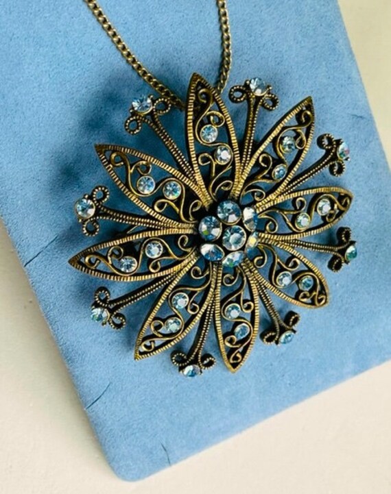 Outstanding Filigree Vintage Brooch and Pendant. - image 6