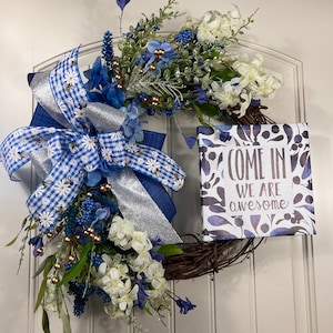 Blau-weißer Blumenkranz, Weinreben-Sommerkranz