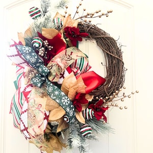 Corona navideña para puerta de entrada, colgador de puerta navideño, colgador de puerta navideño para puerta de entrada