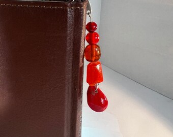Handmade Glass Bead Bookmark: Elegant Book Lover Gift