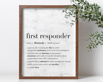 Personalized First Responder Gift, First Responder Definition Print Sign, Thank You First Responder Wall Art, EMT Gift, Gift for Paramedic