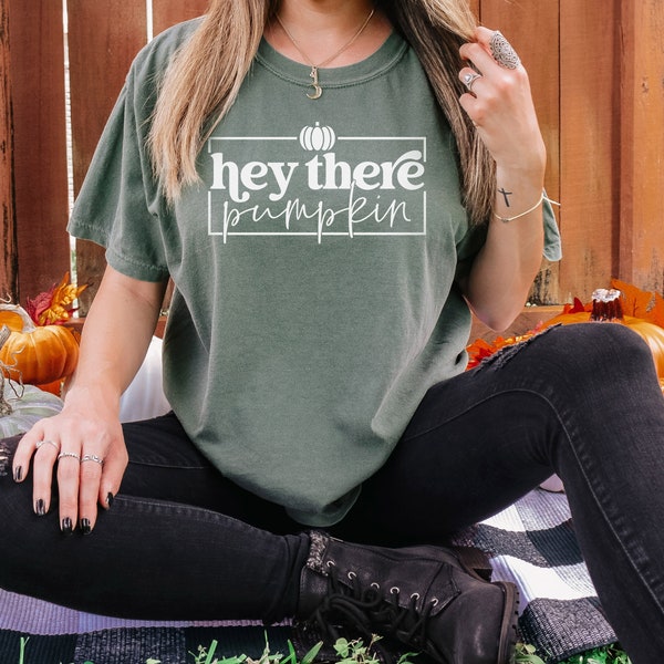 Pumpkin shirt, Fall shirt for women, Falls sweatshirt, Pumpkin Spice shirt, oversized tee shirt, hey there pumpkin, cute fall shirt