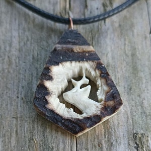A hand-carved deer necklace or a keychain - a special gift for a outdoor lover!