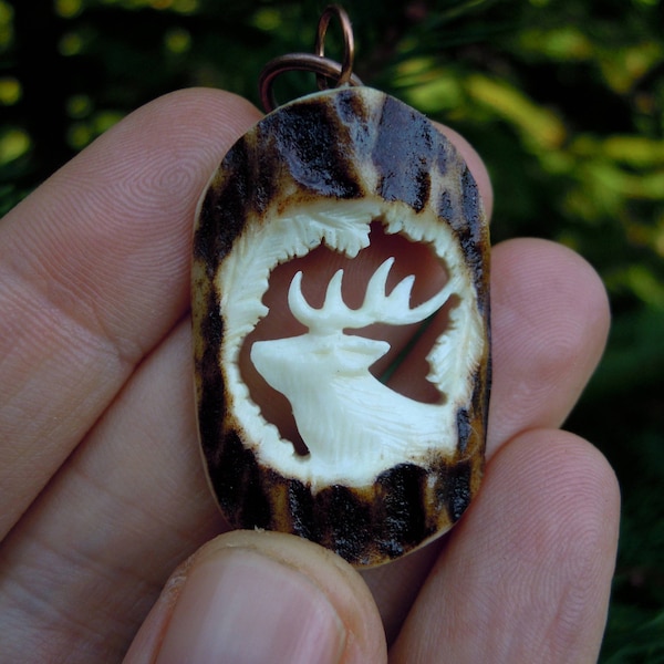 Carved deer - Antler deer - Hand-carved antler - Carved keychain - Carved necklace - Wildlife jewelry - Antler jewelry - Hunter wife gift