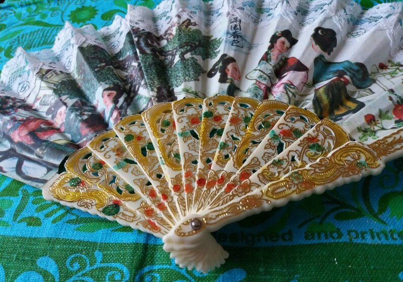 Vintage Souvenir Folding Hand Fan Oriental Scene Etsy