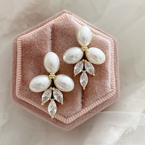 Clarissa ~ Pearl earrings, gold setting Pearl bridal earrings, floral drop earrings, earrings for bride, bridal jewellery, wedding jewellery