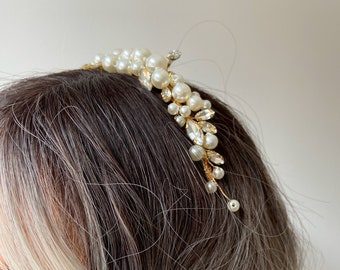 BONNIE • Perlenhochzeit Haarband, Gold Haarband, Haar Fascinator, Gold Hochzeit Band