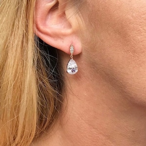 Clara ~ Rose gold wedding earrings, tear deop earrings, vintage style earrings, wedding earrings, bridal earrings, rose gold crystal
