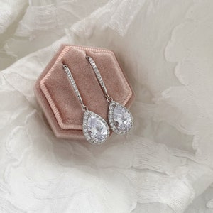 Sophia ~ Silver bridal earrings, wedding earrings, wedding jewellery, crystal drop earrings, statement earrings, bridesmaid earrings