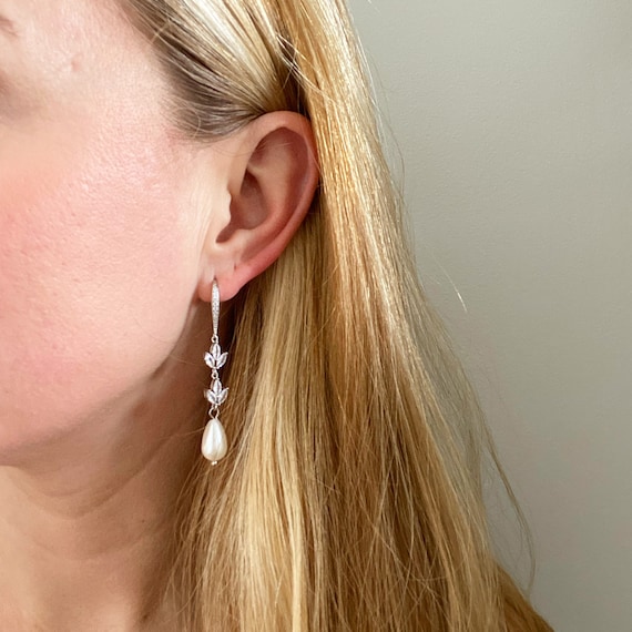 Pearl shop earrings uk