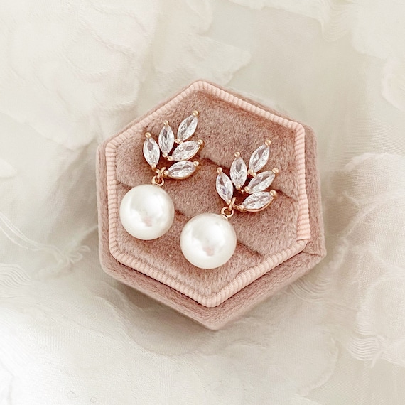 Mia Pearl Earrings Mia Pearl Earrings