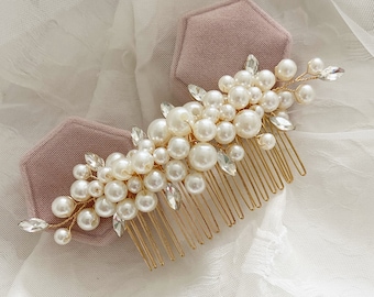 JAMIE • Pearl hair comb, gold hair accessories, Crystal bridal hair accessories, wedding head piece, hairpiece for bride, bridal hair comb