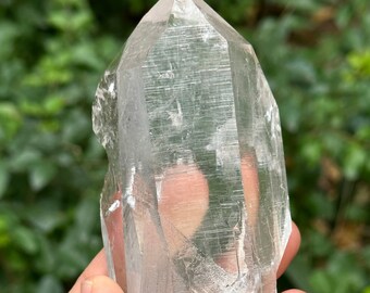 Natural Indian Record-keeper Clear Spiral Quartz Point with green phantom included,Meditation Pendulum,Ice Prism-130*51*37 mm 280g