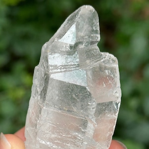 Interferencia de crecimiento de registro natural Punto de cristal de cuarzo/Espécimen de textura de corte natural/Piedra de meditación-64 g