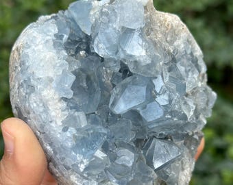 天然セレスタイトハートジオード：クォーツクリスタルクラスター