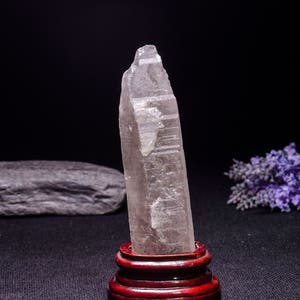 Point de quartz en cristal brut naturel clair de l'Himalaya/amas de quartz d'abondance blanche/générateur de récepteur quartz du Tibet-réfléchissant la lumière 155 g #2078