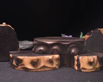 Handgesneden natuurlijke vorm houten standaard/dubbele kleur handgemaakte houten basis-bruin en lichtgeel