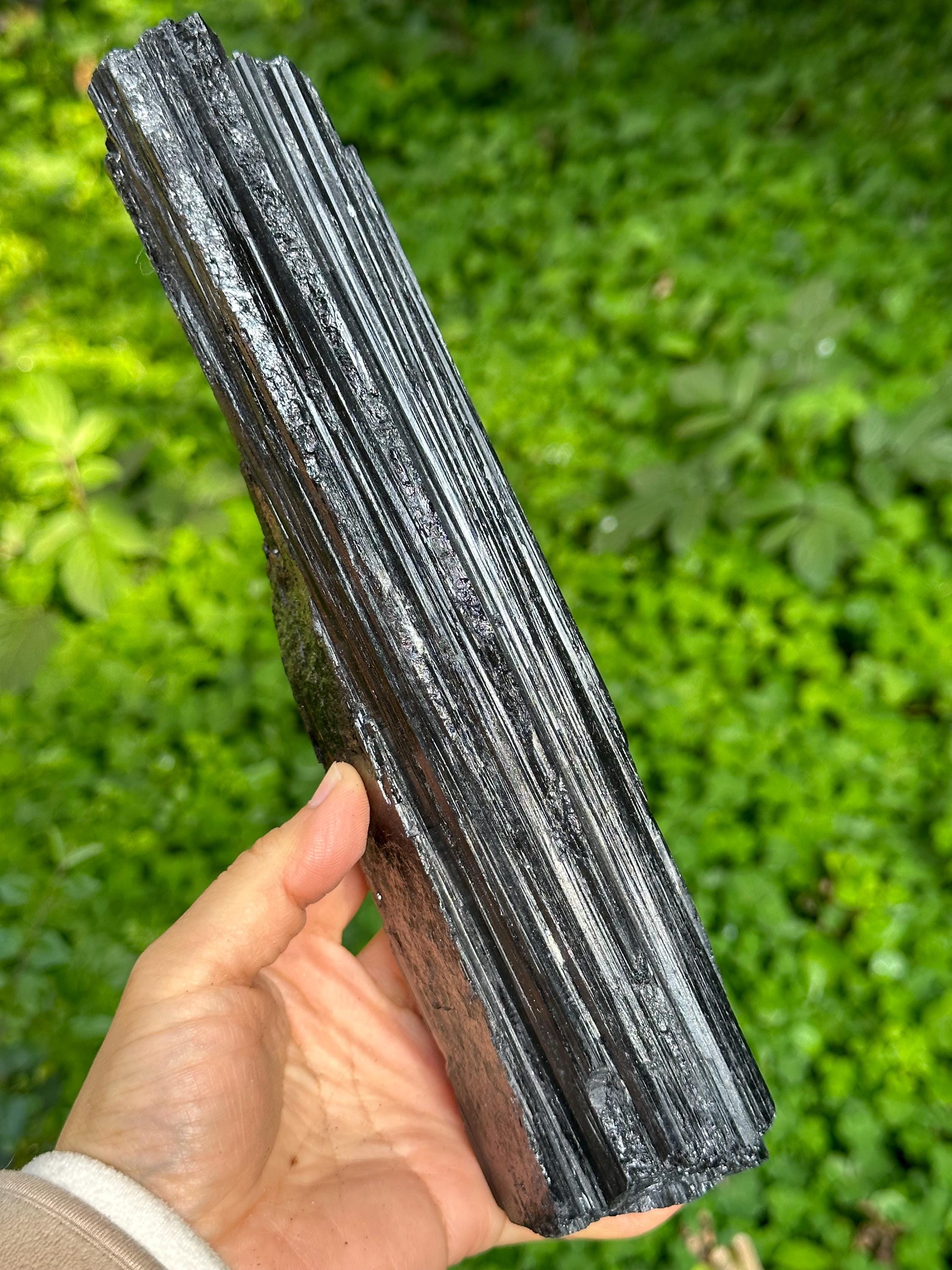 9.5"EXTRA LONG Raw Black Tourmaline Crystal/Shining Tourmaline Specimen/Rough Tourmaline Specimen/Collection/Meditation/Healing- 1256 g