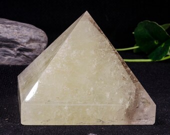 Clear Citrine Quartz Pyramid/Citrine Pyramid/Decoration/Energy Stone Ornaments/Healing Stone/Meditation/Crystal Pyramid-84*70mm-568g