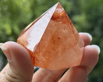 Red Golden Healer Quartz Crystal Octagonal Pyramid Multi-Inclusion Healing Crystal/Love Stone/Meditation/Healing Stones-43*46*46 mm   104 g