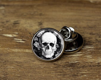 Skull lapel pin, Skull Head lapel pin, Skull tie tack, Skull accessories