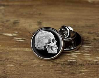 Skull lapel pin, Skull Head lapel pin, Skull tie tack, Skull accessories