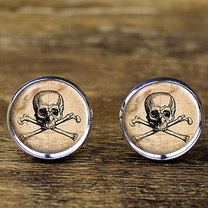 Skull and Crossbones cufflinks, Skull cufflinks, Pirate cufflinks, Skull jewelry, Skull accessories
