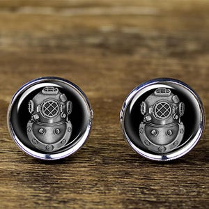 Diving Helmet Cufflinks: Silver Plated Diver Accessories