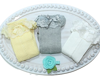 Chaussettes aux genoux en dentelle, Chaussettes pour filles, Chaussettes aux genoux pour bébés, Chaussettes aux genoux pour tout-petits, Chaussettes jaunes, Chaussettes blanches, Chaussettes grises,