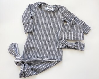 surprise gender coming home outfit