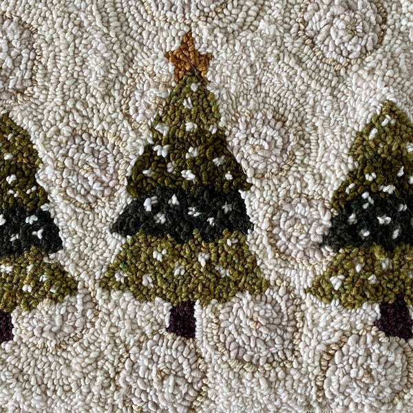 Rug Hooking Pattern, 'Nature's Christmas' PAPER PATTERN, Gridded Tracing Fabric Pattern, Primitive Rug Hooking, Punch Needle, Christmas
